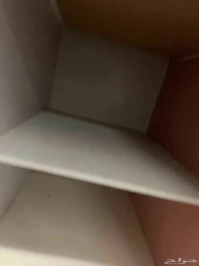 للبيع طاولة 9