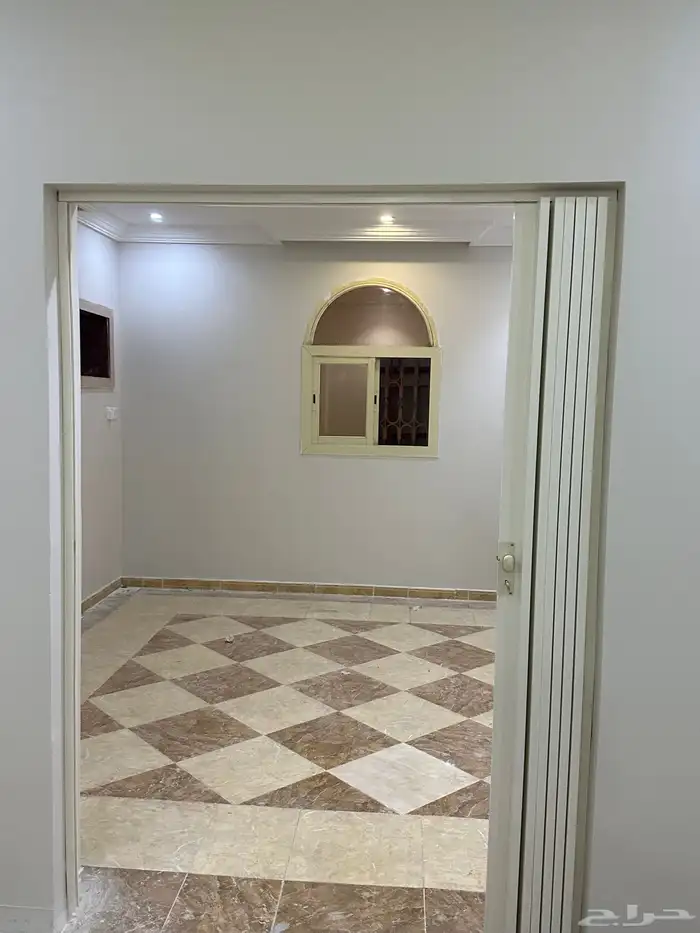 أبواب سحاب أكورديون وجلد 26