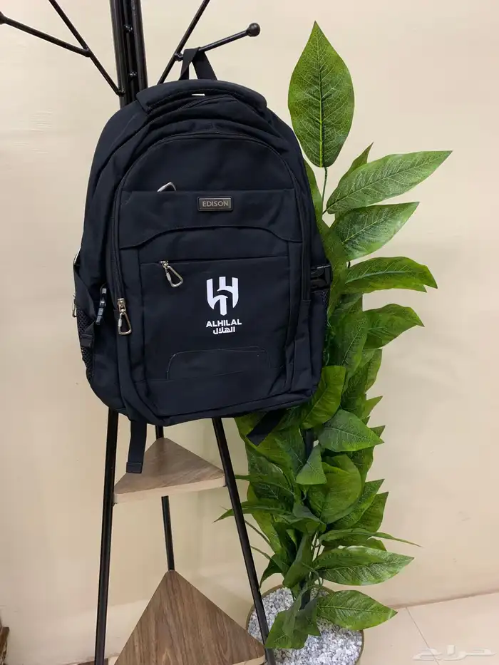 شنطة مدرسيه 11