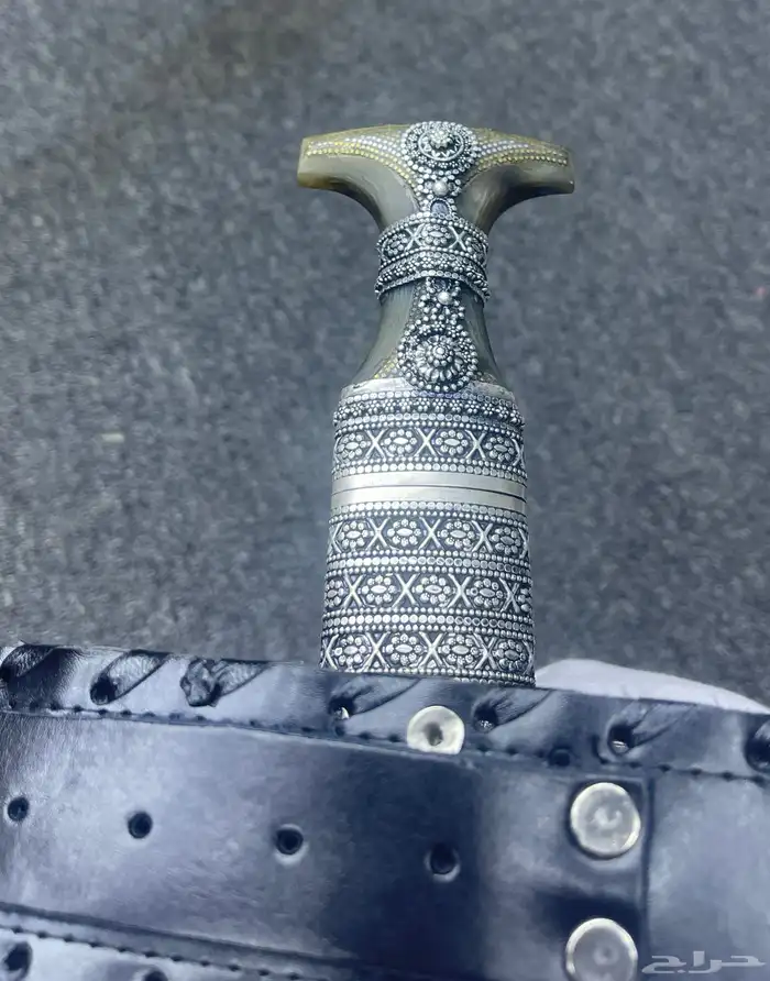 جنبيه جوفيه فضه وقرن شي ممتاز ويستاهل السعر 800 قابل للتفاوض 2