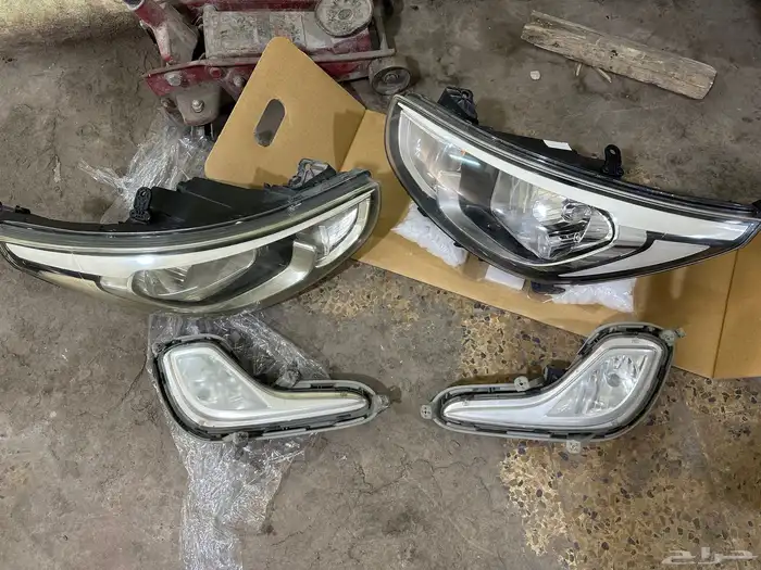 شمعات اكسنت جهه اليمين وكالة اليسار تجاري وكشافات وكالة 0