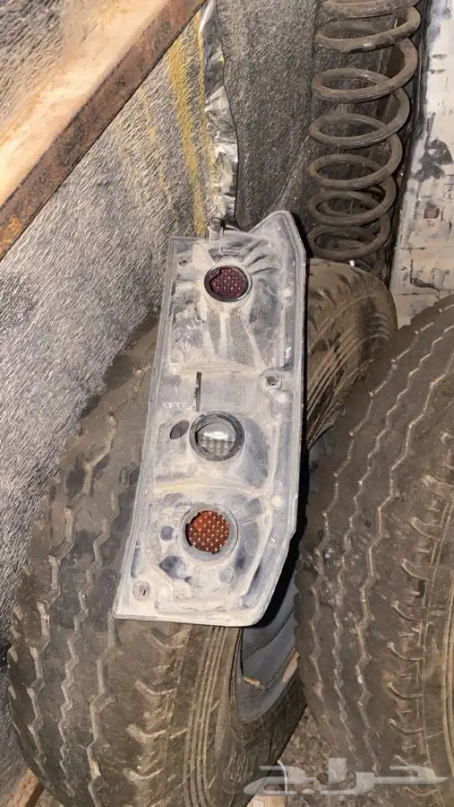 يوجد لدينا قطع ربع جيب 0