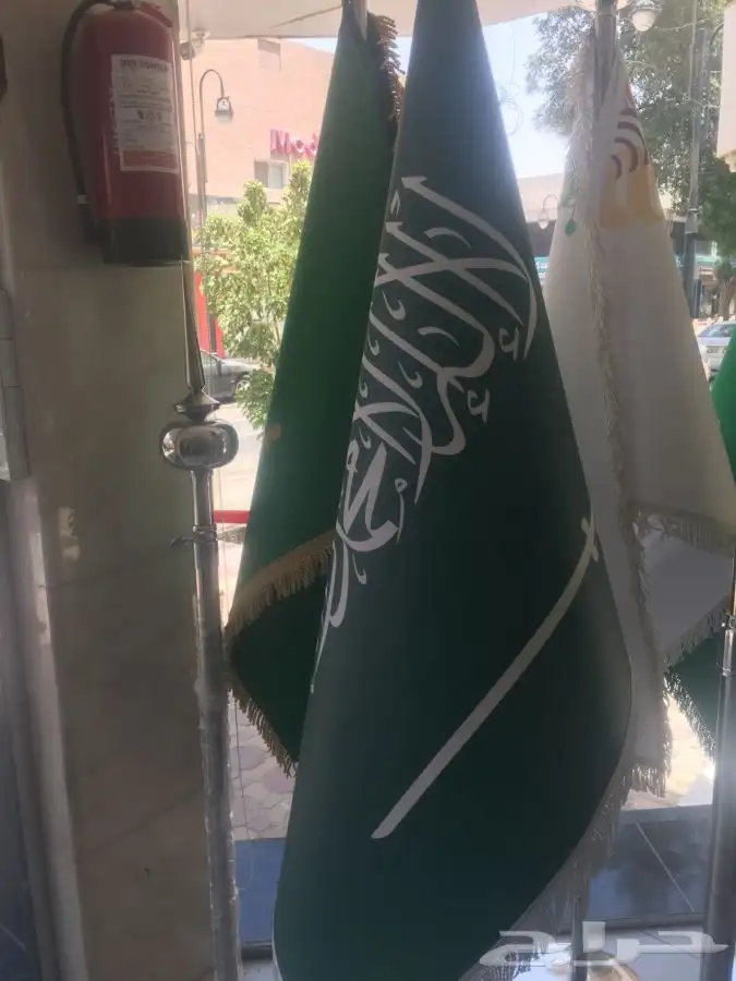 اليوم الوطني طباعة شال علب جلدية توزيعات عود دروع اعلام قلم 4