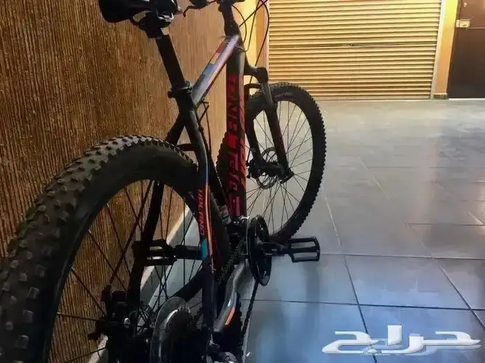 دراجات شبه جديدة مع الاكسسوارات بأسعار مخفضة 1