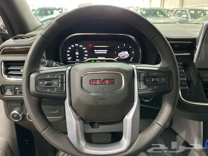 جي ام سي يوكن 2023 تلاجة بدون دبل الشكل الجديد 5