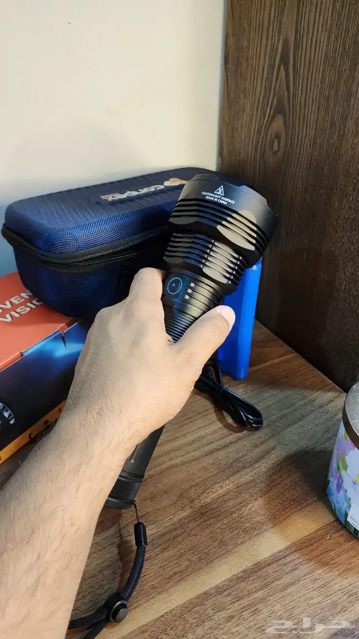 كشافات راس وكشافات يدوية احجام ضخمة باسعار رائعه وخصومات 18