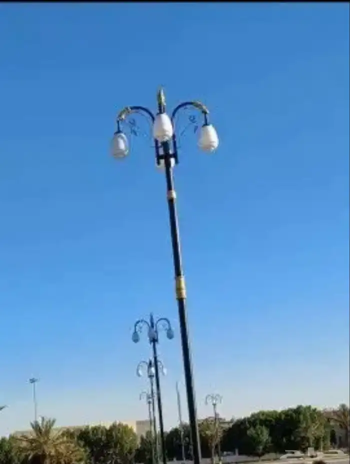 اعمدة وكشافات شوارع قواعد خرسانيه  اعمدة ديكوريه كوابل كهرب 4