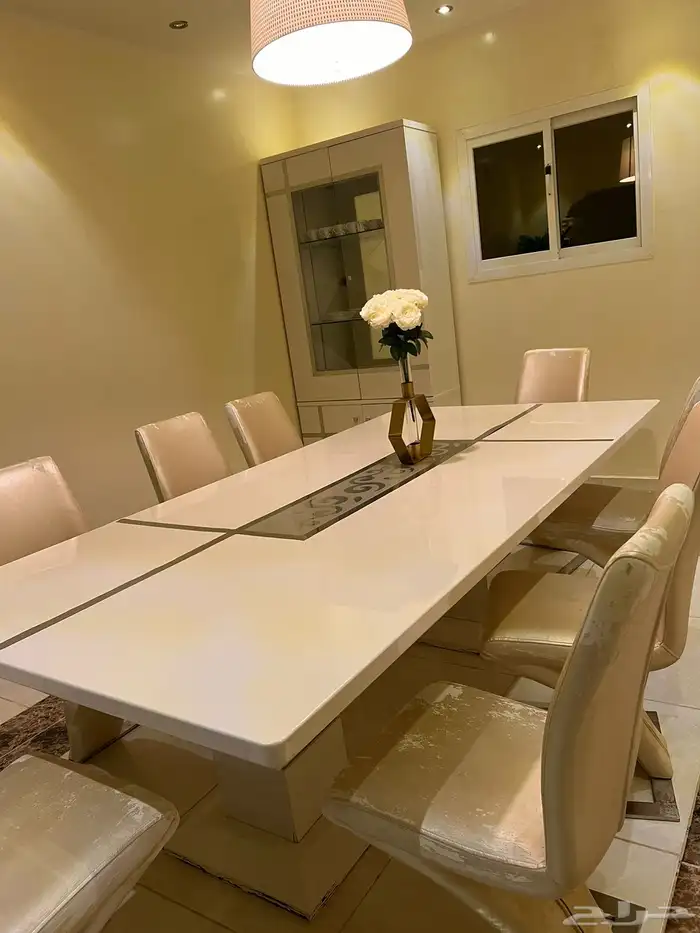 طاولة طعام للبيع 0