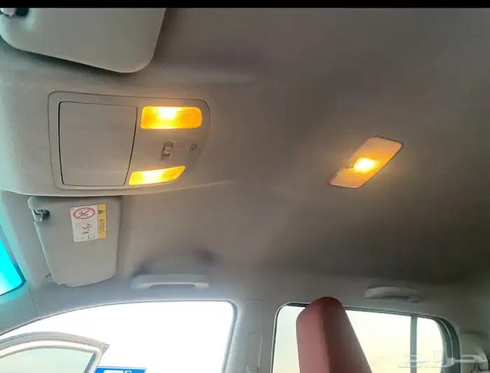 للبيع هايلكس GLX غمارتين مديل 2018 TOYOTA HILUX ممشى قليل 23