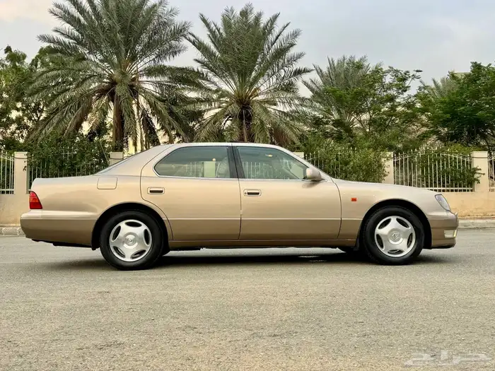 لكزس LS 400 مخزن ( مباع ) 39