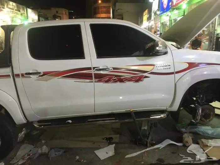 خطوط شاص ولاندكروزر وهيلكس 17