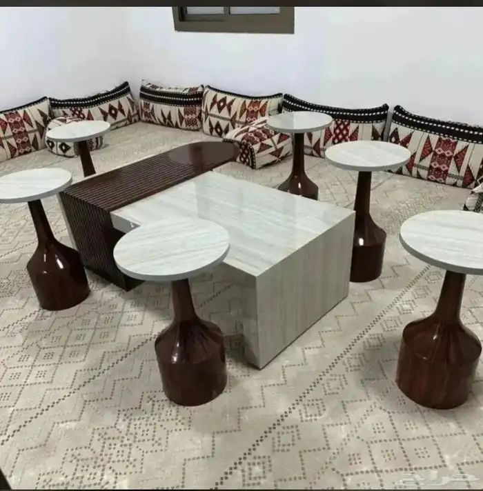 تفصيل طاولات وطاولات طعام ومداخل 30