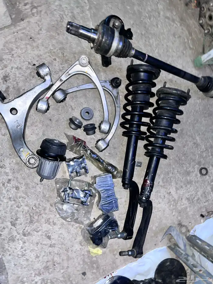 قطع غيار لكزس 10