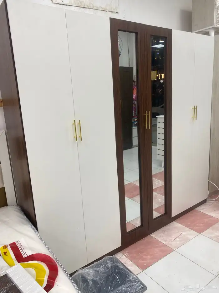 دولاب و سرير نفرين و تسريحات موجود 5