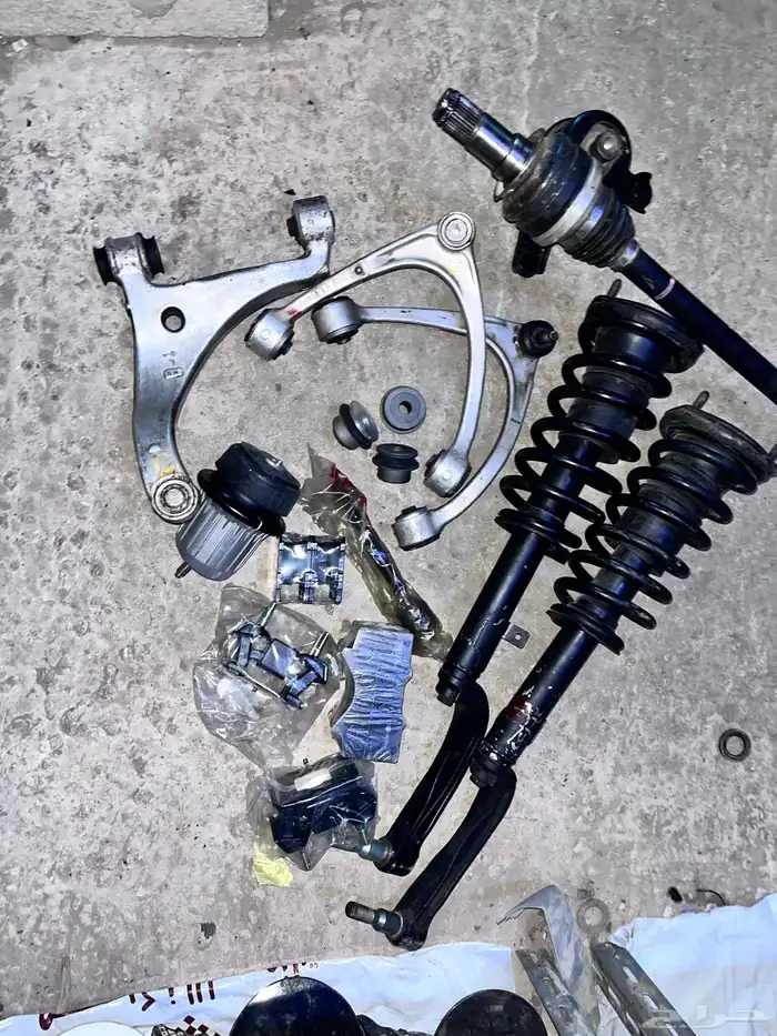 قطع غيار لكزس 11