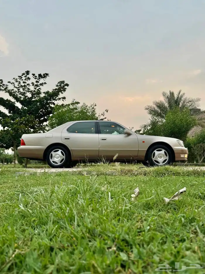 لكزس LS 400 مخزن ( مباع ) 23