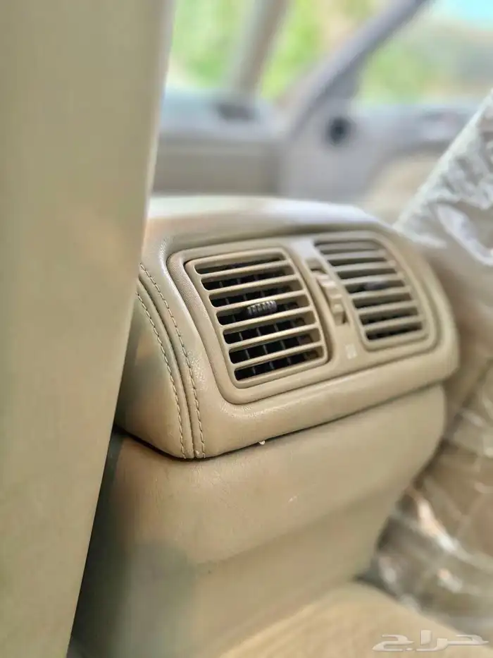 لكزس LS 400 مخزن ( مباع ) 72