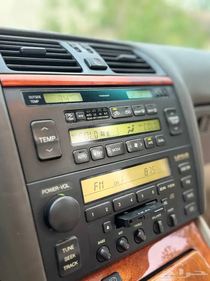 لكزس LS 400 مخزن ( مباع ) 64