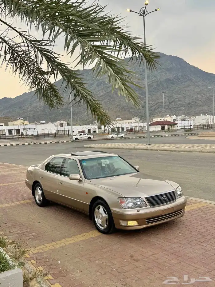 لكزس LS 400 مخزن ( مباع ) 9