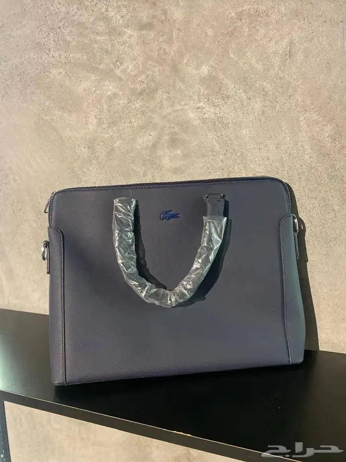 شنطه ظهر ماركات عالميه 30