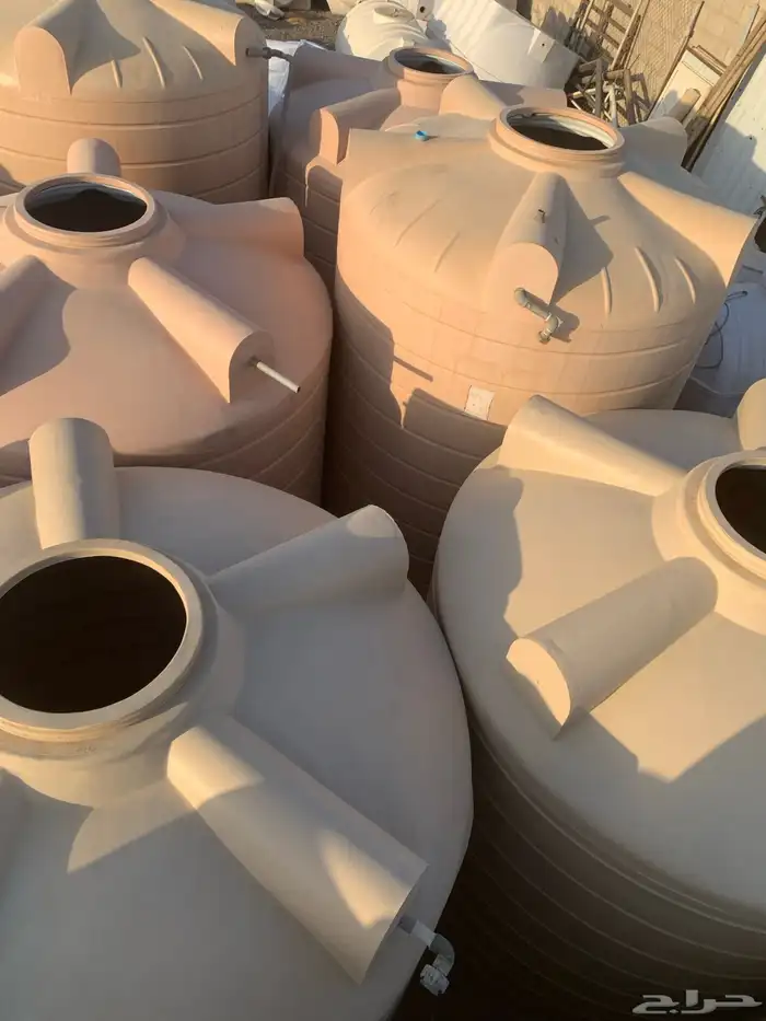 عرض خزانات مستعمل للبيع شبه جديدة معزولة 4طبقات 0