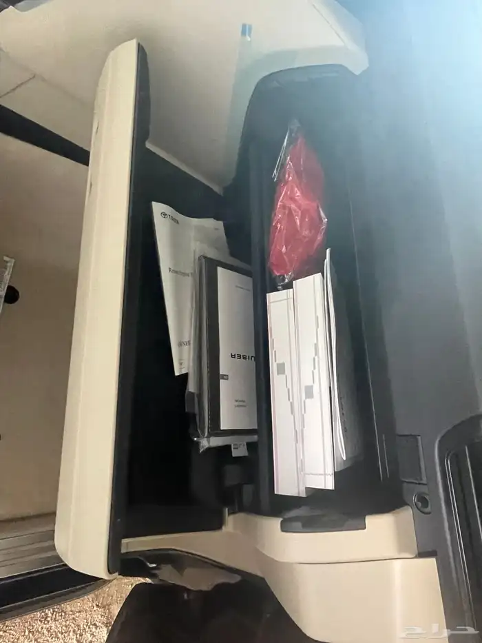 تويوتا لاندكروزر 2024 L3 اسود اصفار (تم البيع) 4