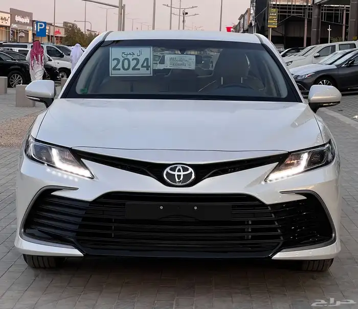 تويوتا كامري LE خليجي 2024 0