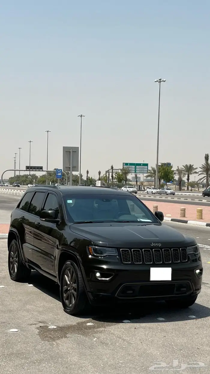 جراند شيروكي ( اصدار خاص ) ممشى قليل تم البيع 1