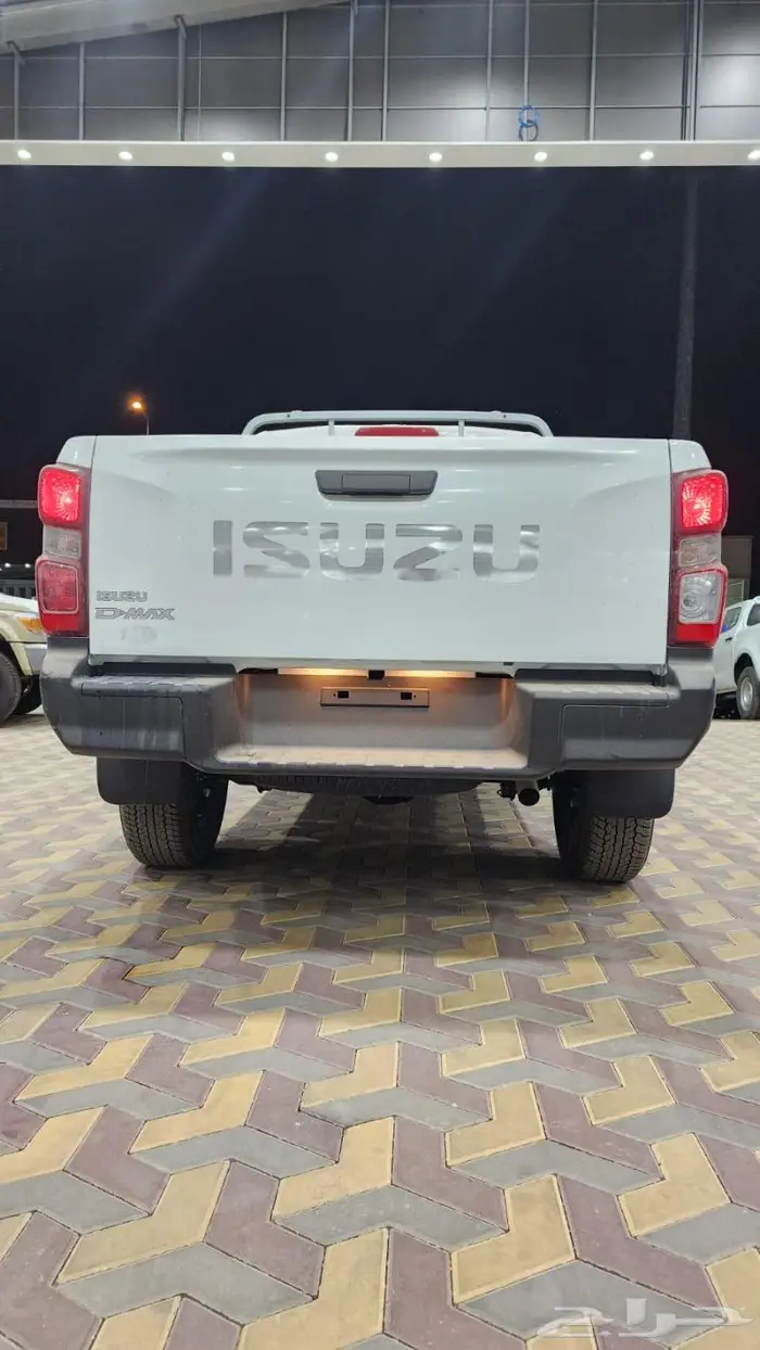 غير متوفره 5