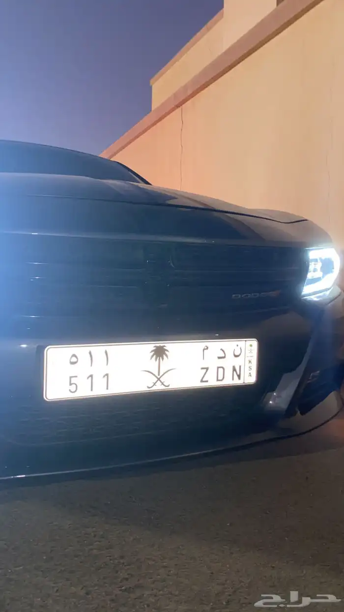 للبيع قاعده لوحه طويله ملكيه لأغلب السيارات 48