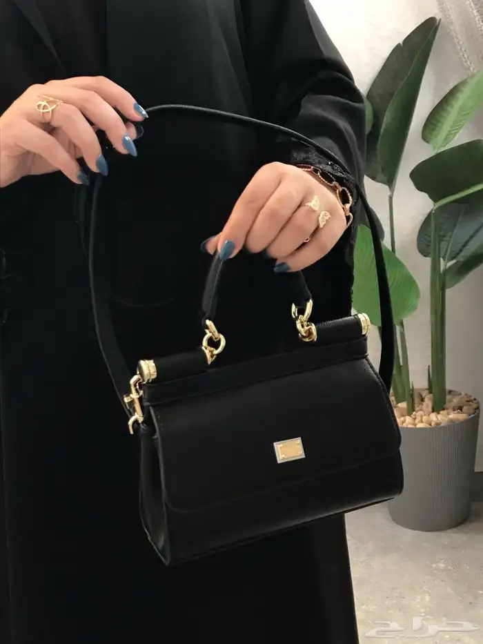 شنط دولتشي اند غابانا نسائيه شامل التوصيل ودفع عند الاستلام 1