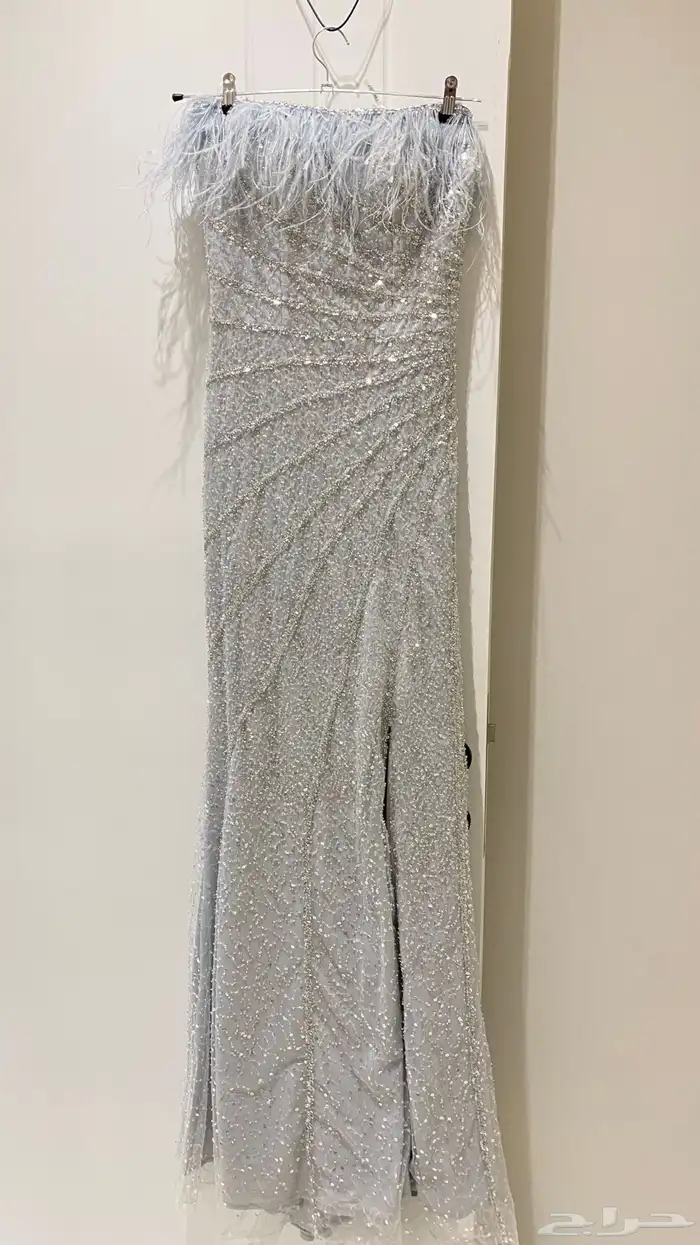 فستان سهرة فخم جدا  من محل (وقت المساء) 3