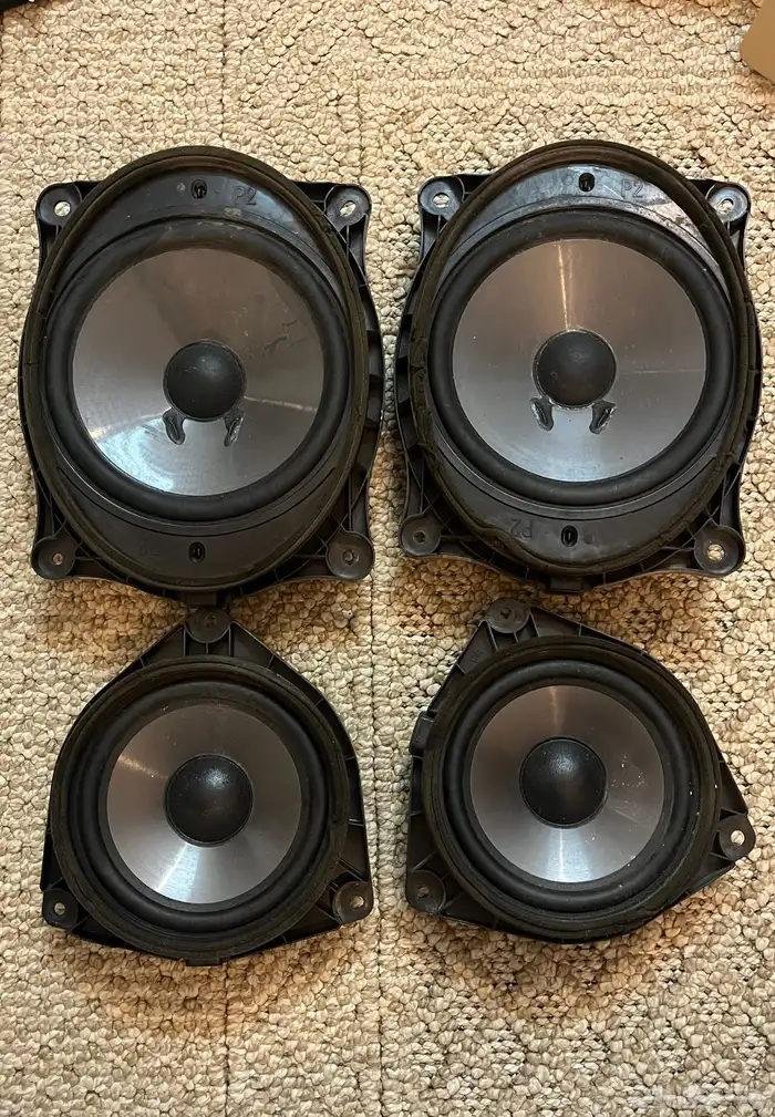 سماعات لكزس 0