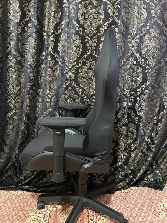كرسي قيمنق ديفو اسود جيشي جديد 12