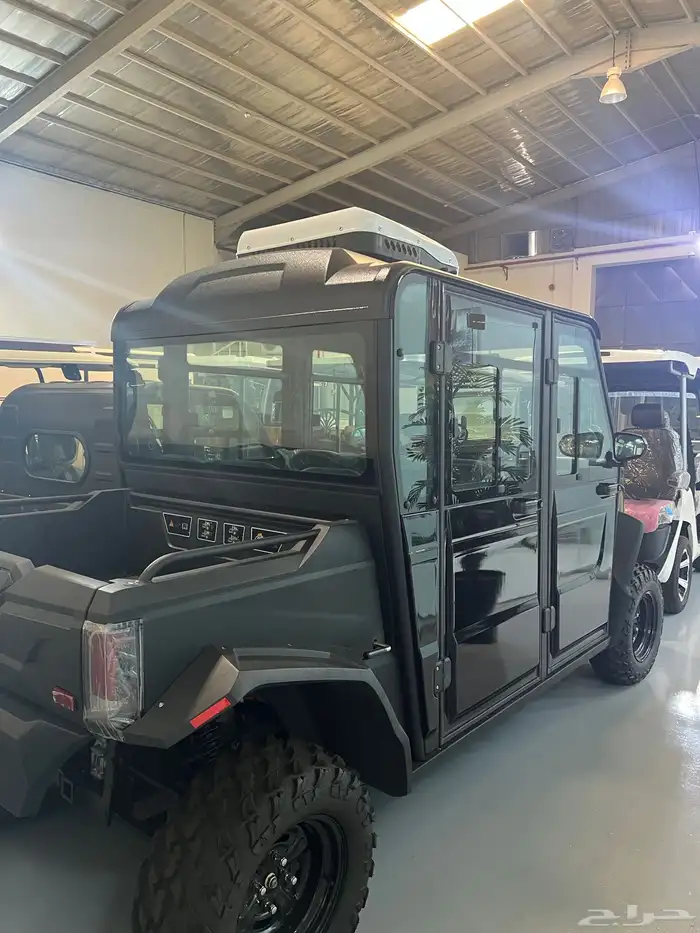 يو تي  ي 4 راكب للايجار 1