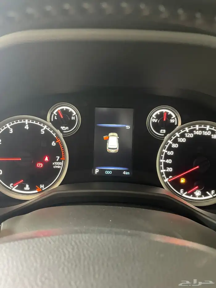جيب لاندكروزر اسود GXR 3 2024 اصفار سعودي (تم البيع) 13