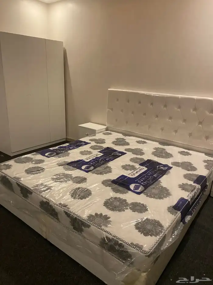 سرير دولاب غرف نوم و تسريحه متوفر جديد 3