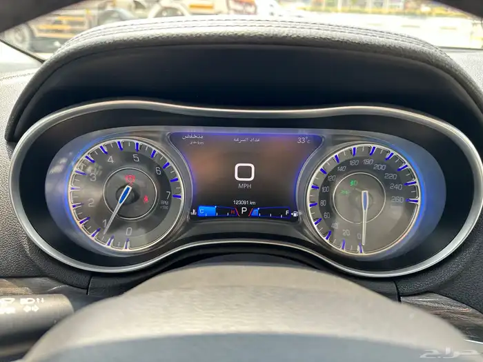 كريزلر 2018 V6 300C فل 14
