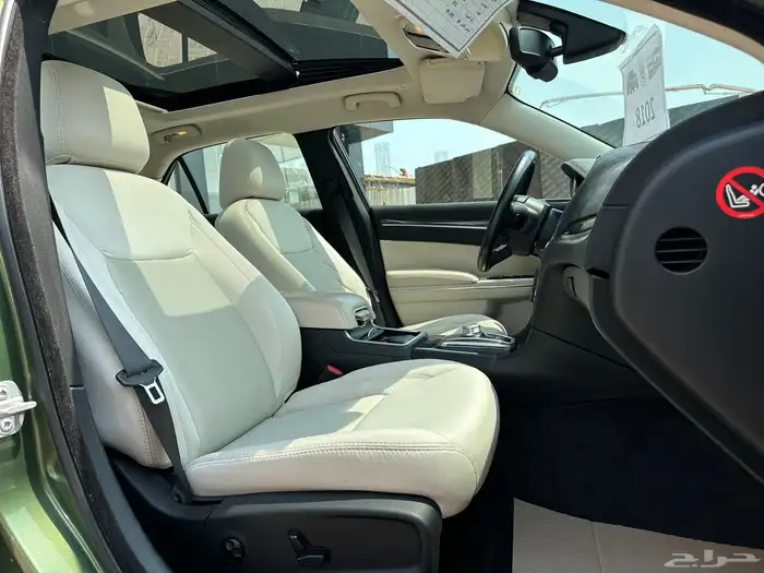 كريزلر 2018 V6 300C فل 20