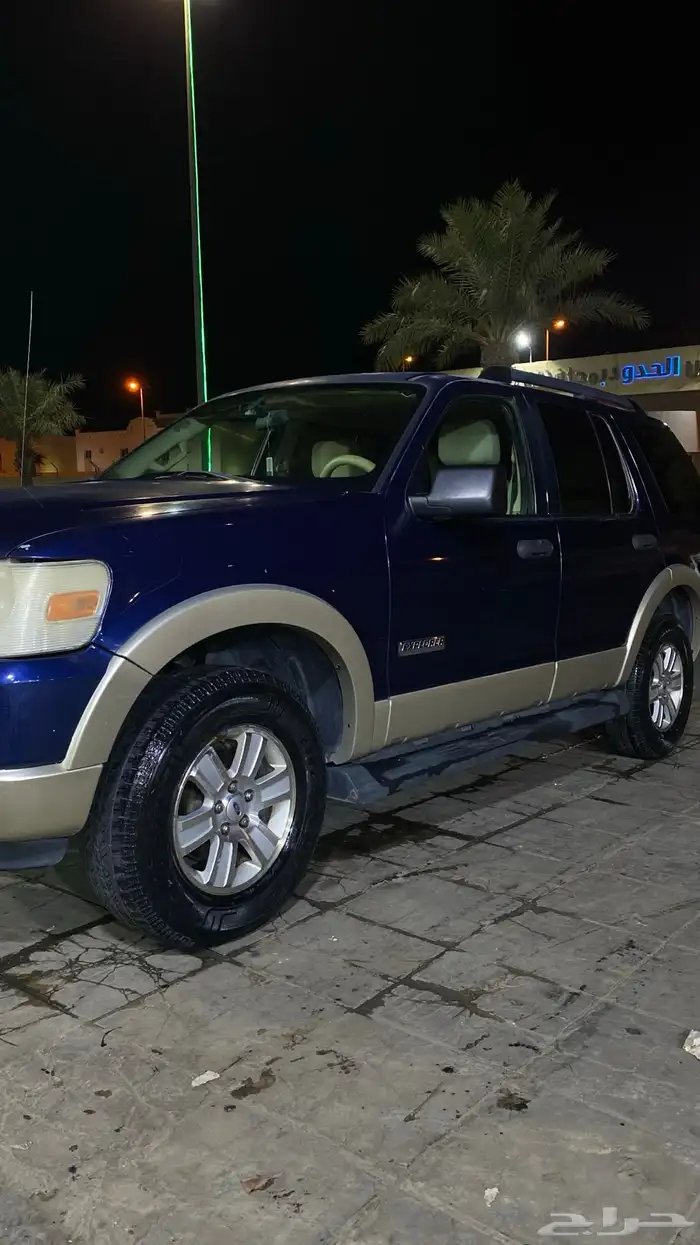 فورد اكسبلور 2006 على الشرط بدي ومحركات 0
