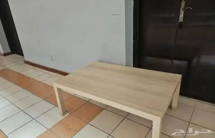 طاولة من ايكيا 3
