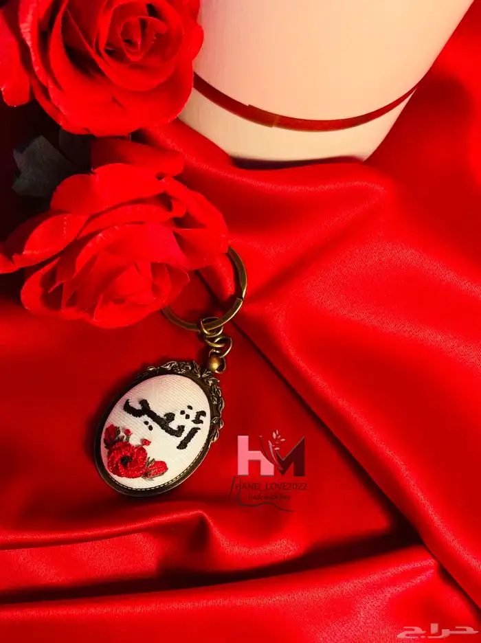 لوحات تخرج بالاسم وسنة التخرج اهدي من تحب هدية مميزه 9