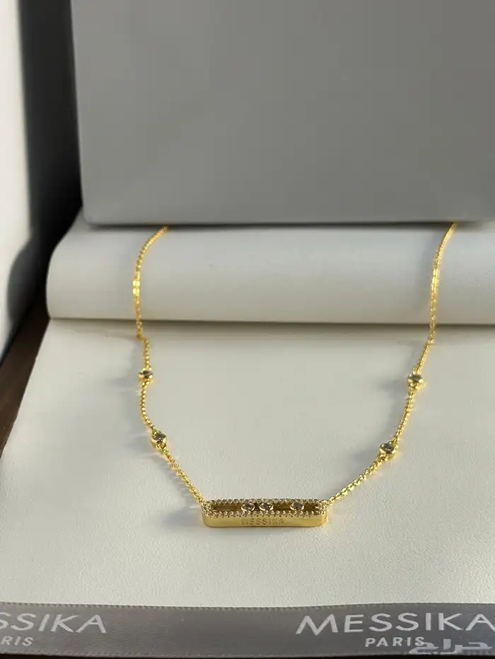 اكسسوارات ماركات هاي كوالتي 1