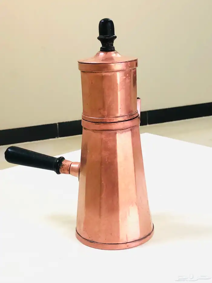(تم البيع) صانعة قهوة و حليب من النحاس الأحمر الخالص أنتيك 3