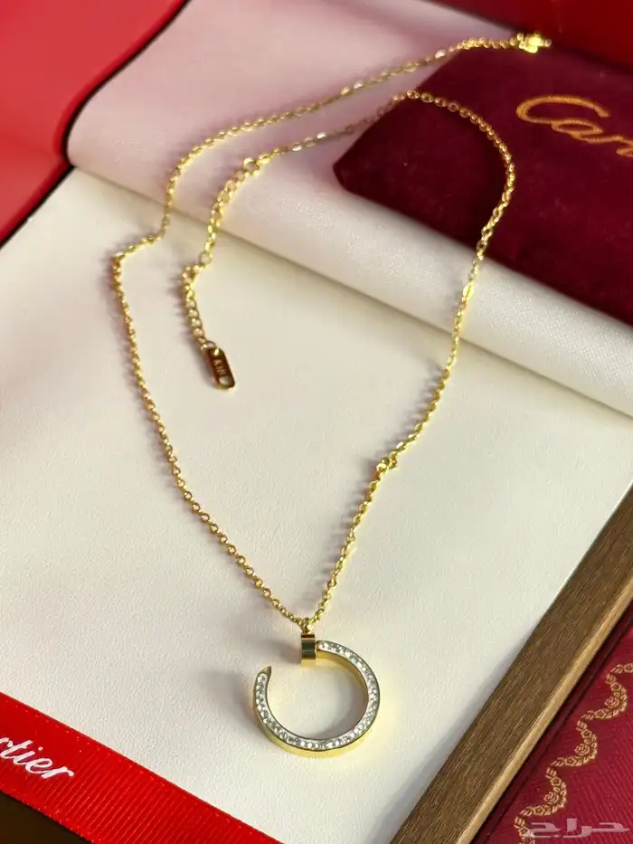 اكسسوارات ماركات هاي كوالتي 32