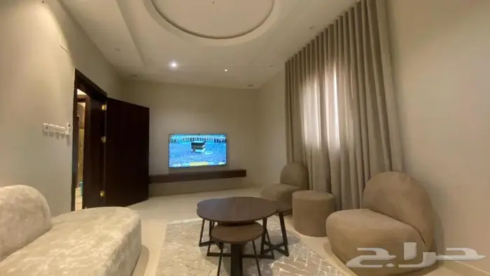 شقة يومي وسط الباحة الحاويه 1