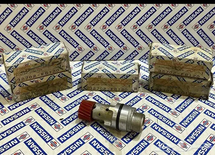 قطع ددسن نيسان من م80 الى 92 33
