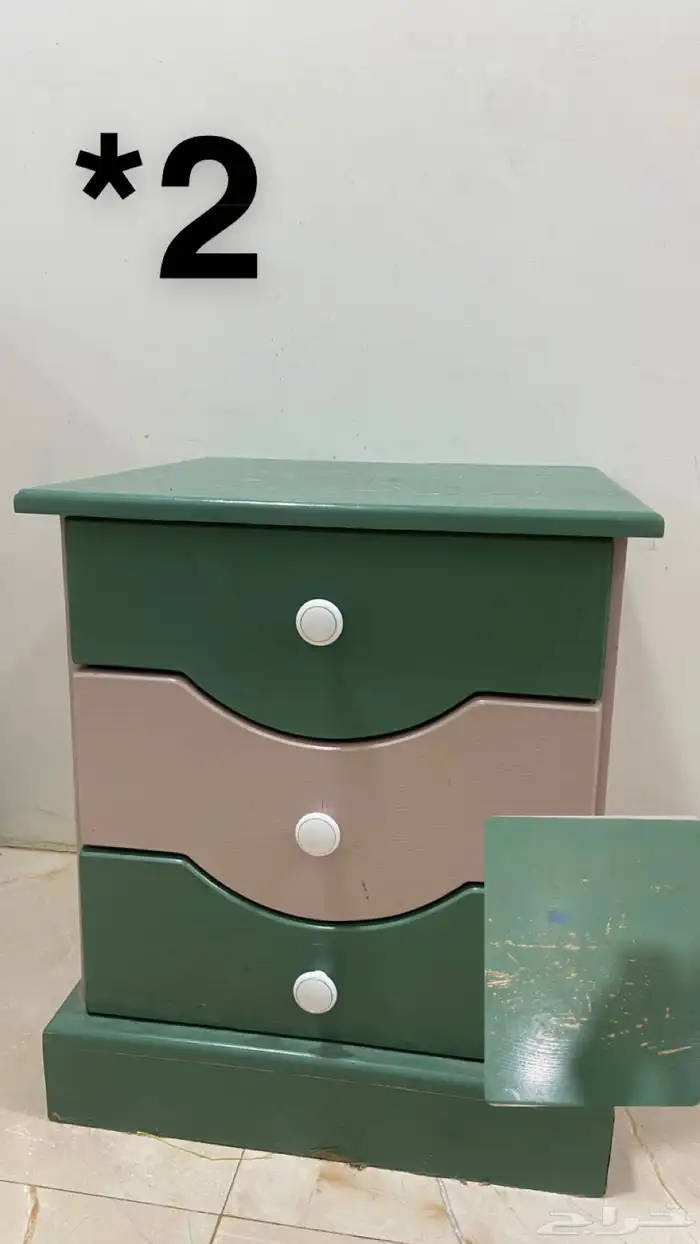 للبيع 2 دولاب   تسريحة   2 كامدينه 0