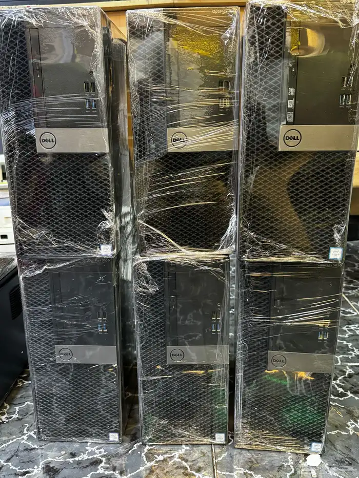 برج الكمبيوتر الشخصي من Dell 6