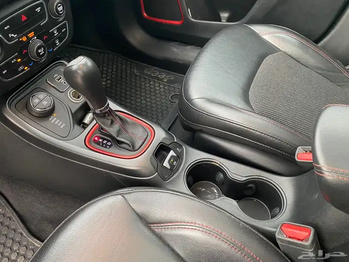 جيب كومباس تريل هاوك jeep compass trail hawk 2018 8